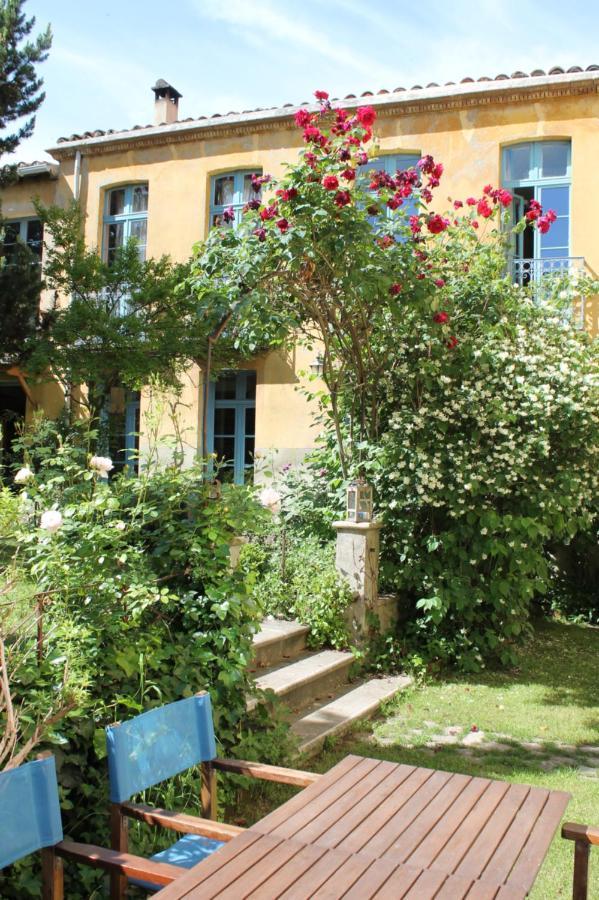 Les Loges De La Suite Прад Екстер'єр фото